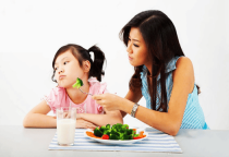 TOP 10 Dấu Hiệu Trẻ Biếng Ăn Kéo Dài Và Cách Khắc Phục Hiệu Quả
